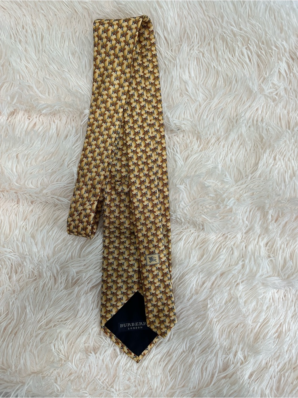 Burberry London Silk Tie Beige Gold Geometric Pattern Classic Luxury - Picture 8 of 14